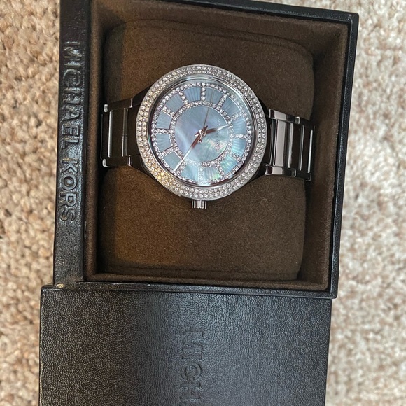 Michael kors watch - Picture 4 of 4